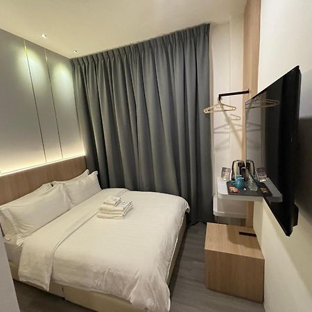 Red'S Hotel Bintulu Dış mekan fotoğraf