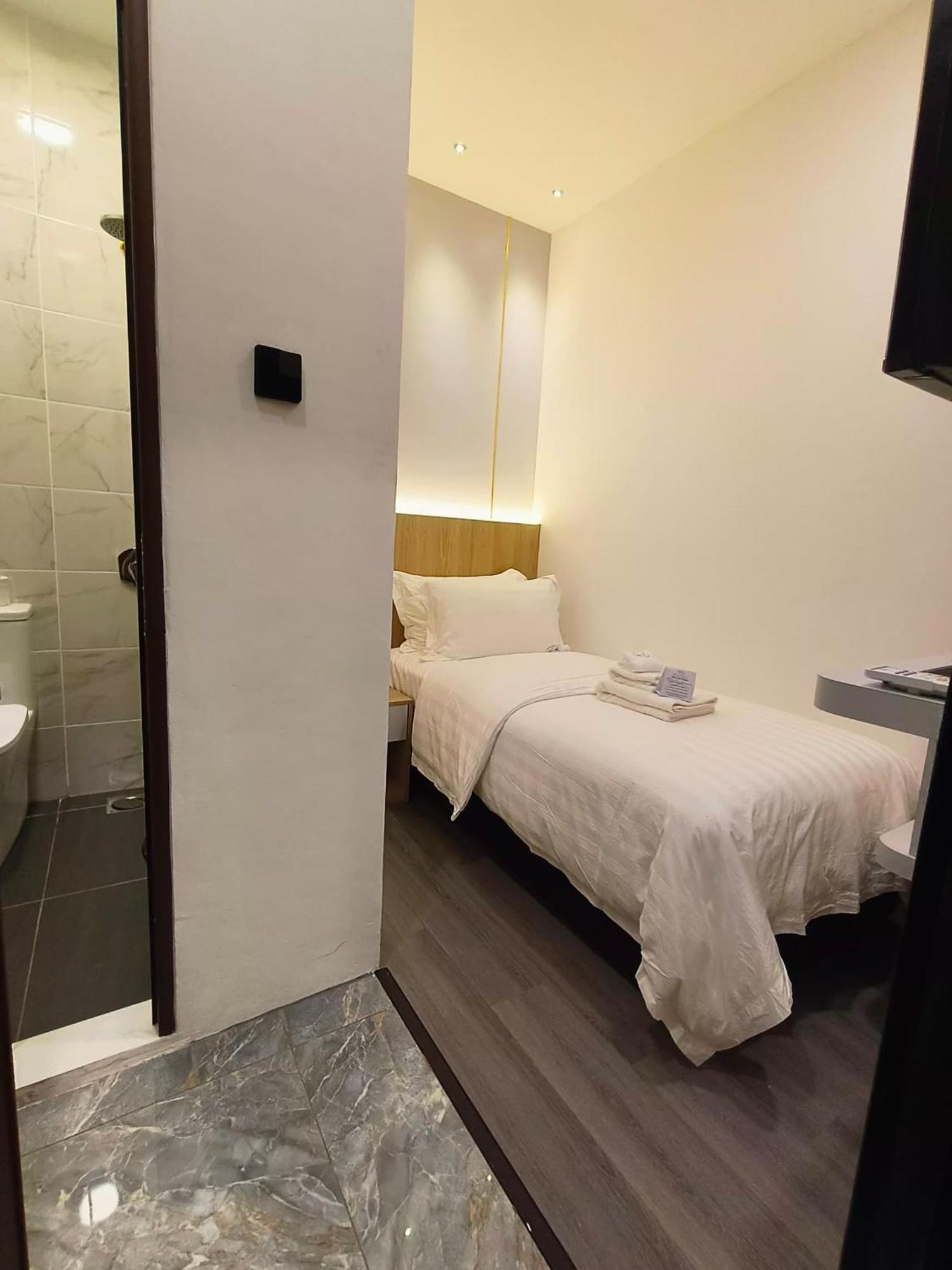 Red'S Hotel Bintulu Dış mekan fotoğraf
