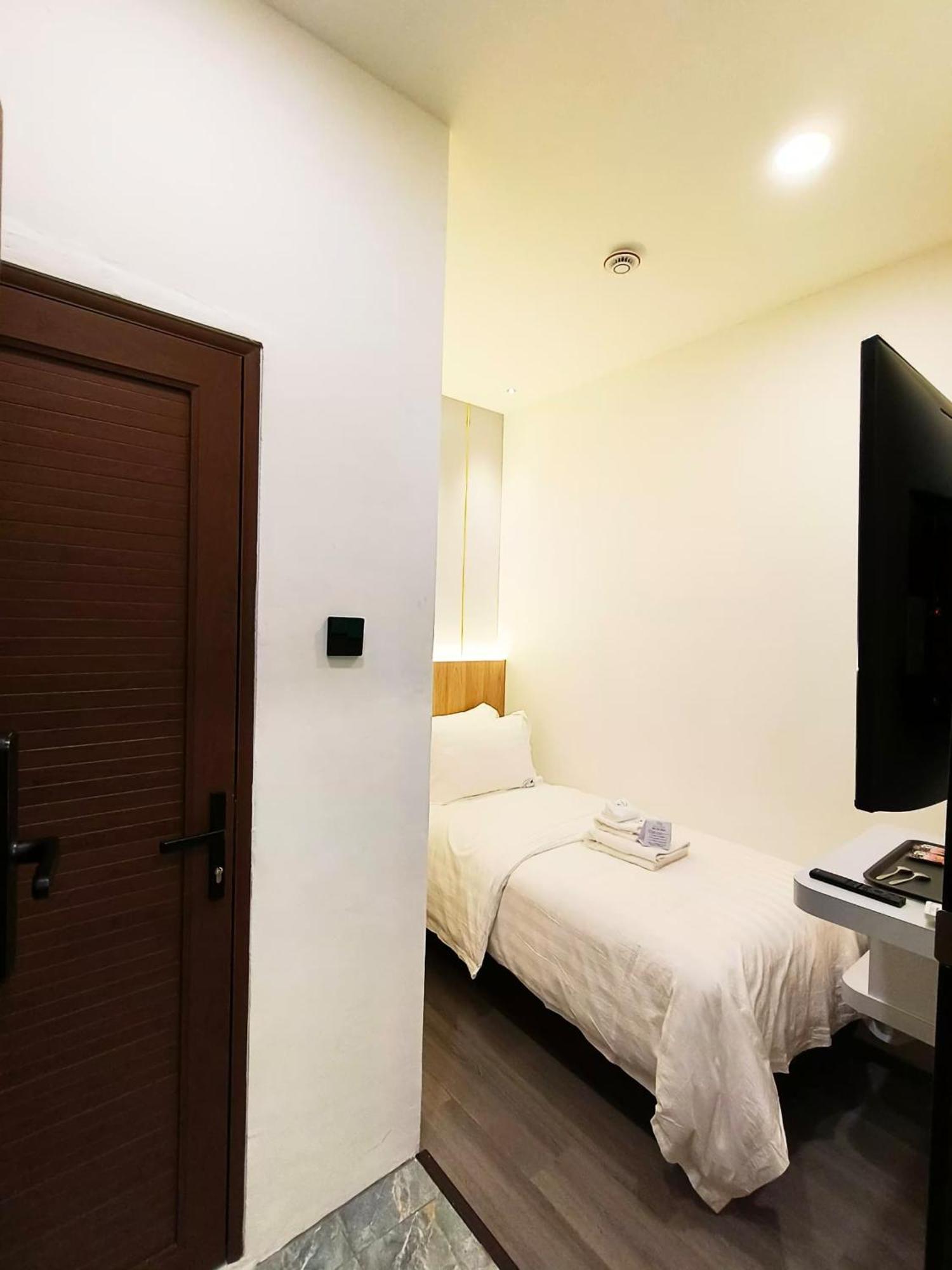 Red'S Hotel Bintulu Dış mekan fotoğraf