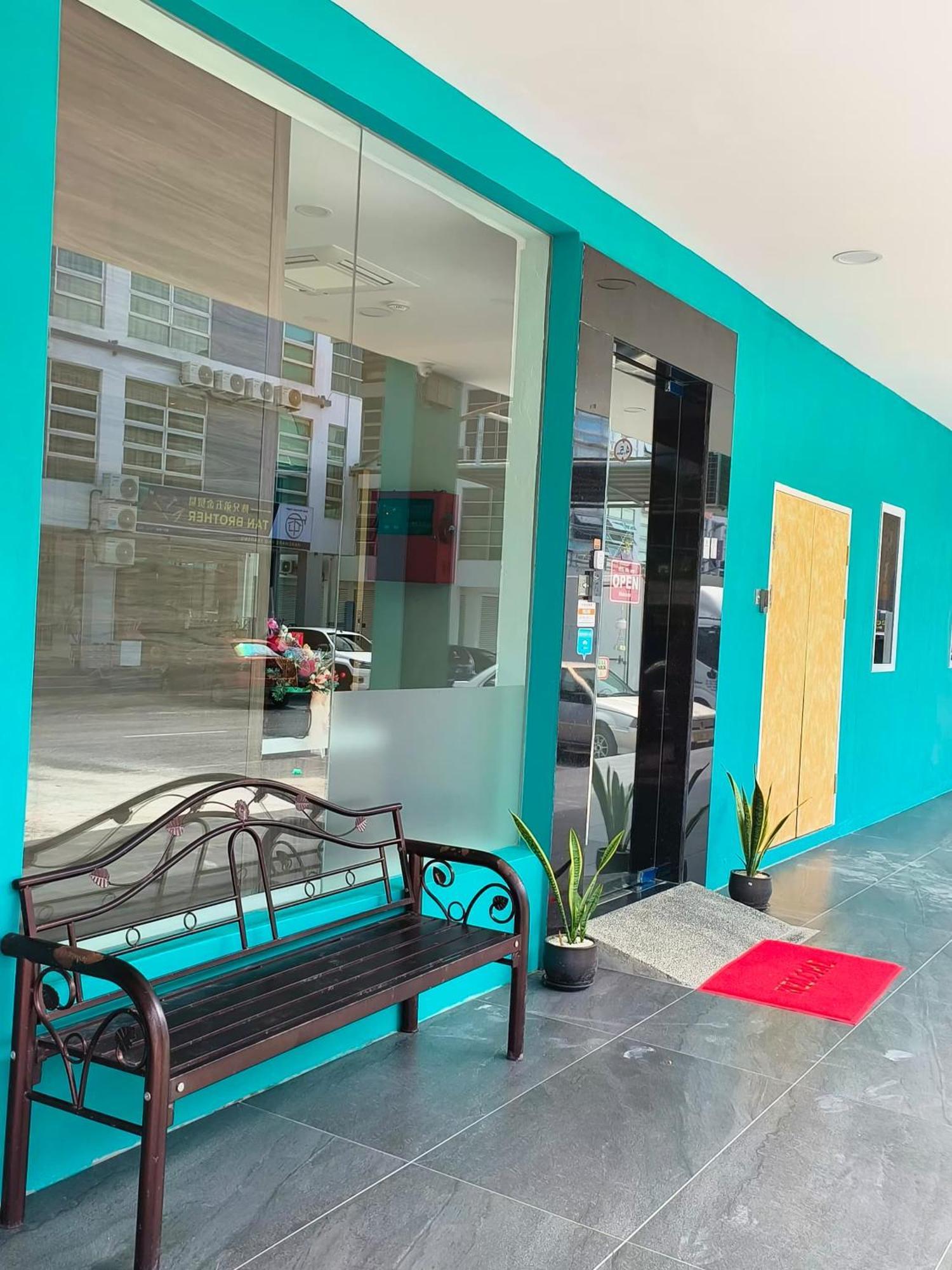 Red'S Hotel Bintulu Dış mekan fotoğraf