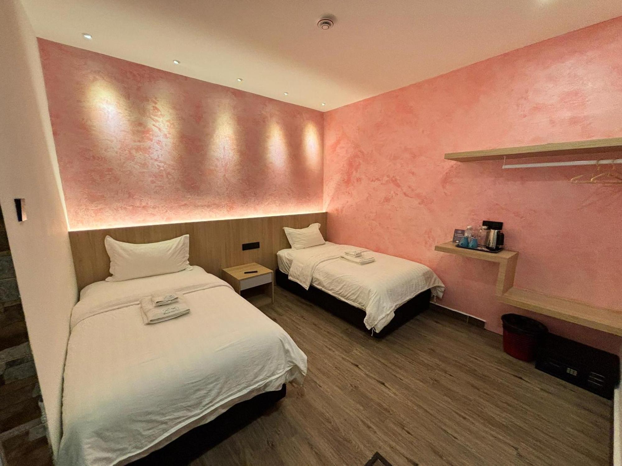 Red'S Hotel Bintulu Dış mekan fotoğraf