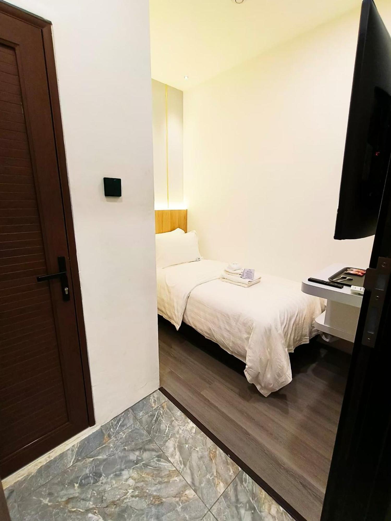 Red'S Hotel Bintulu Dış mekan fotoğraf